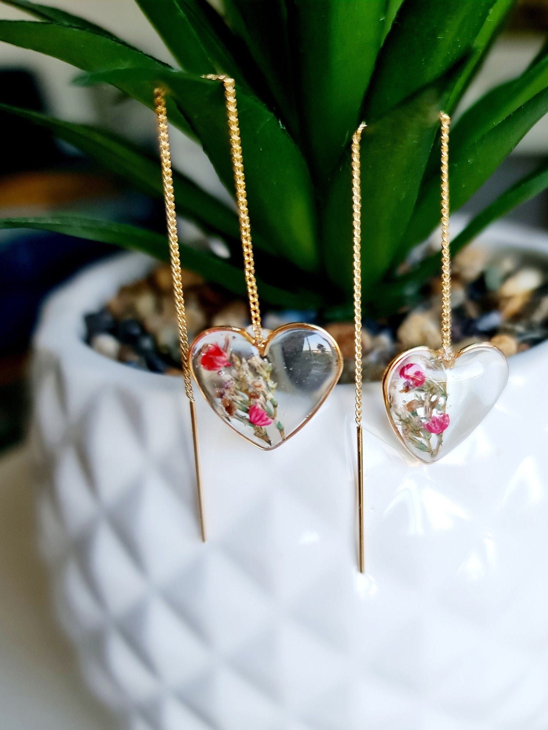 Boucles d'oreilles tombantes, pétales de fleurs séchées, plaqué Or, antiallergiques, bijou minimaliste